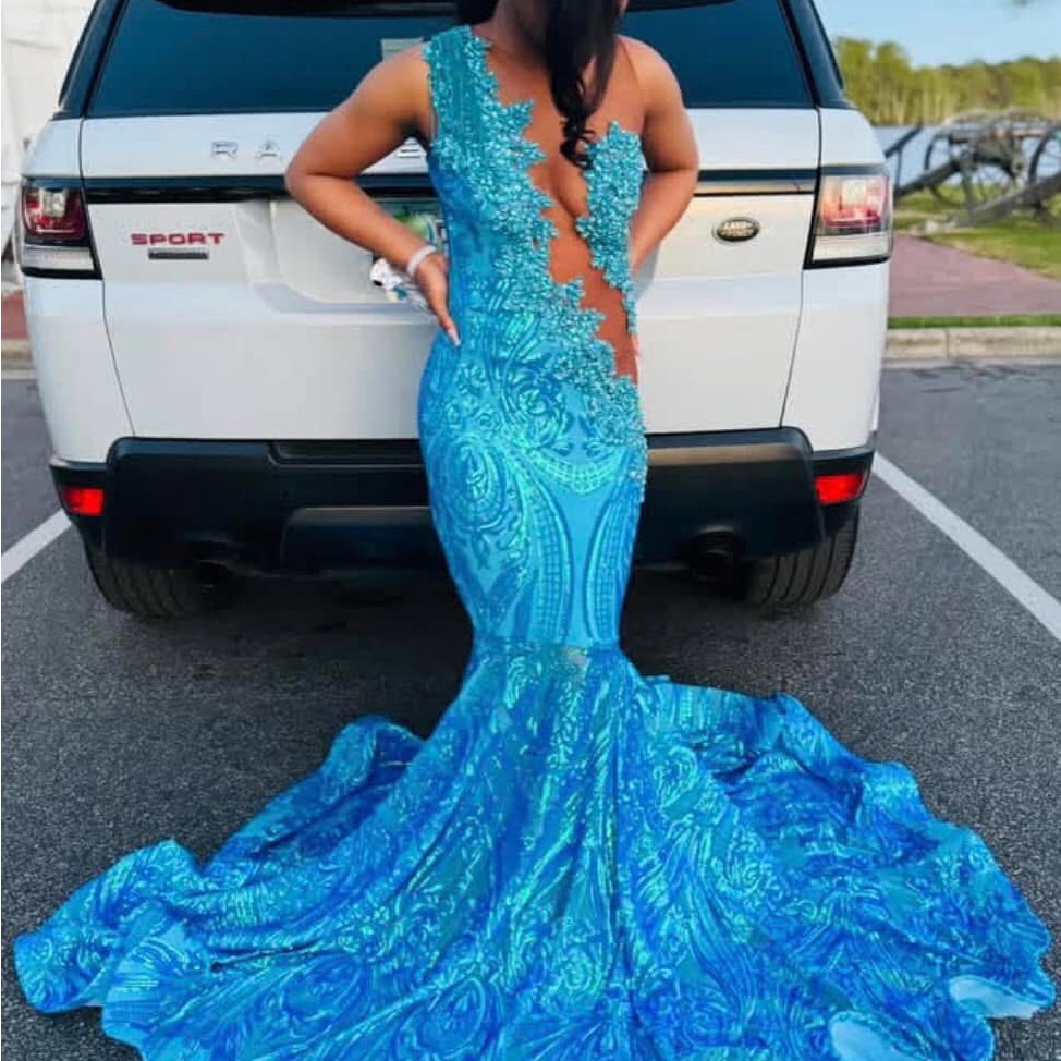 Elegant Blue Lace Evening Gown
